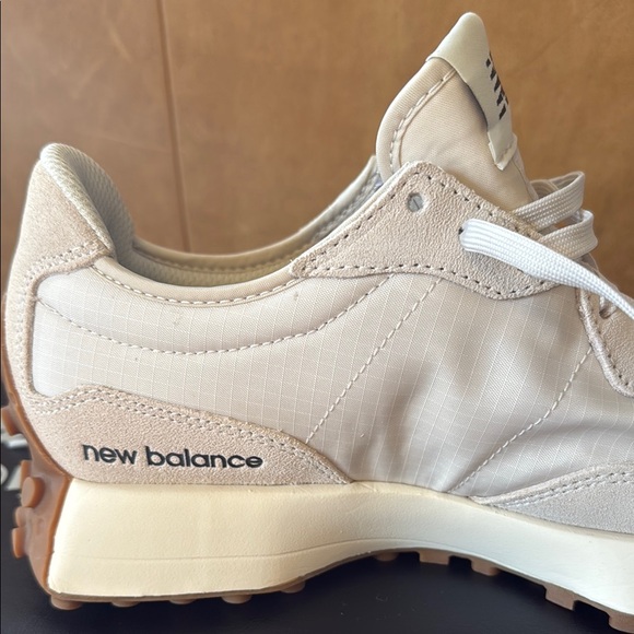 New Balance 327 Leopard/Cream Sneakers - Picture 4 of 4